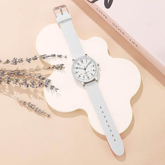 Vandtæt analog ur til sundhedspersonale