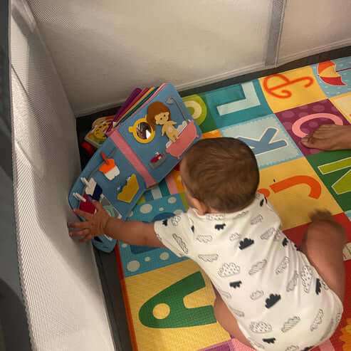 Stofbog til Babyer - Farverig Udforskning