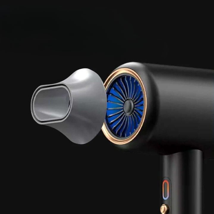 Hårtørrer med kold og varm luft