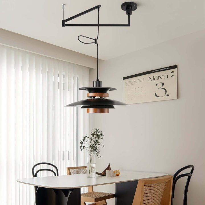 Pendellampe med 4 Skærme - Svingarm Design