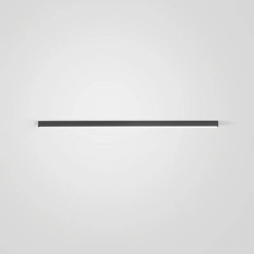 Lineær LED loftslampe i industrielt design