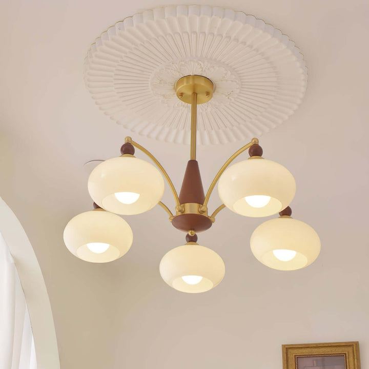 Elegant Retro Lysekrone i Træ og Messing