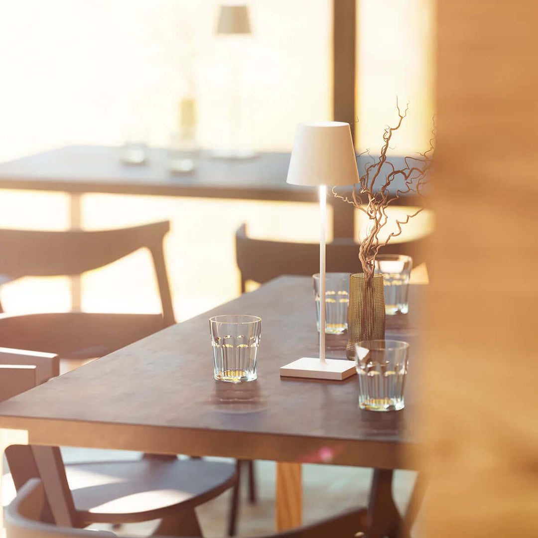 Dæmpbar LED Bordlampe, 38cm, Genopladelig & Touch