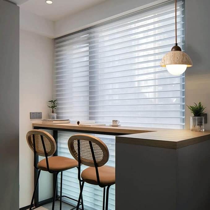 Designer pendellampe i marmor og træ