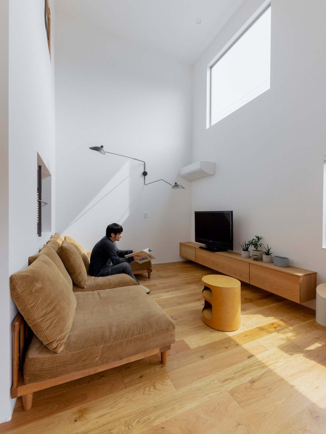 Designer væglampe - Moderne metalbelysning