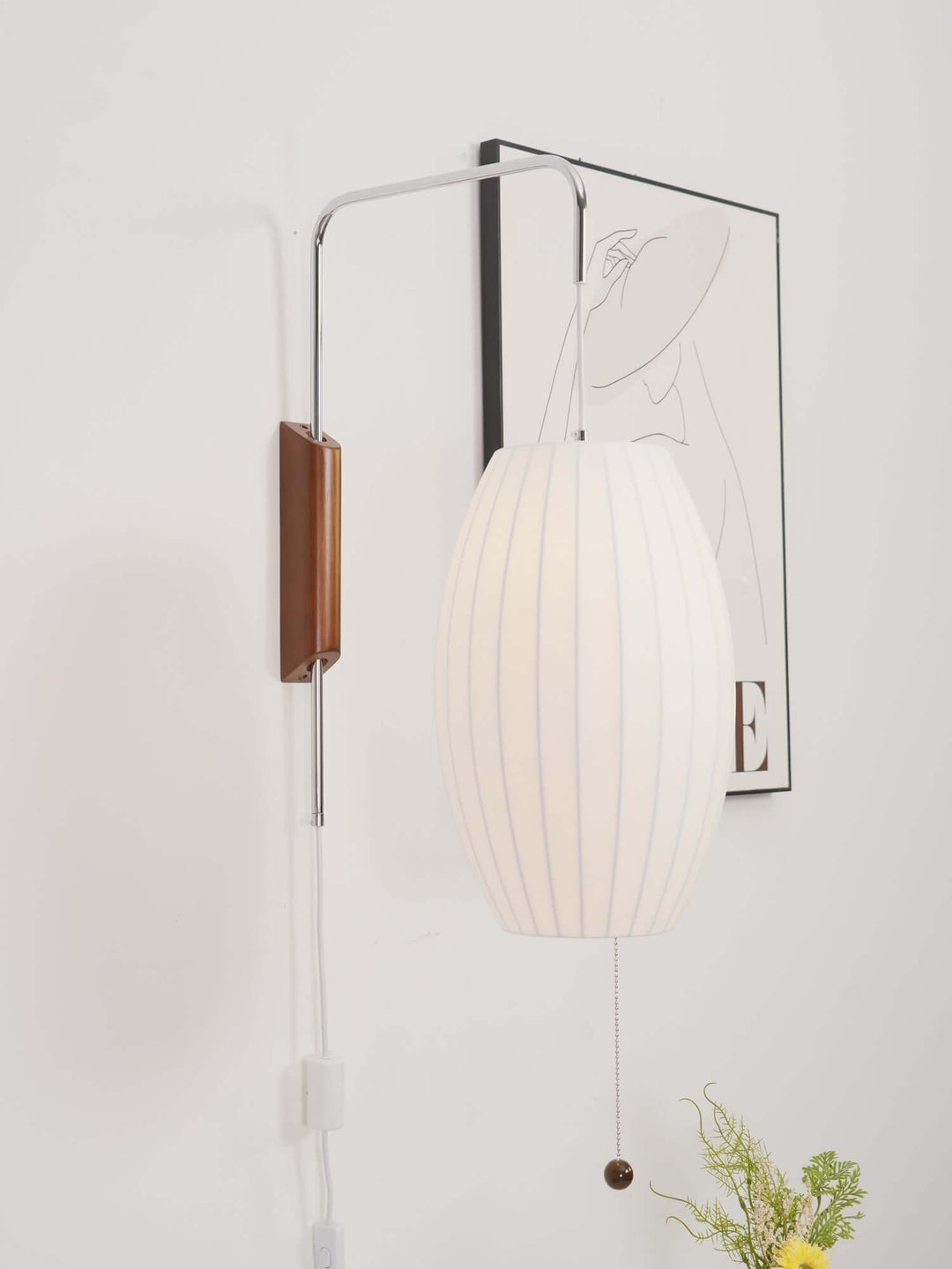 Moderne væglampe med kugledesign og varmt hvidt lys