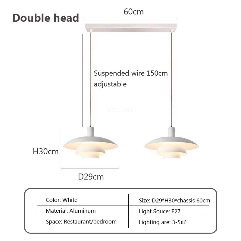 Dansk design pendellampe af metal og glas i skandinavisk stil, elegant og alsidig til moderne indretning.