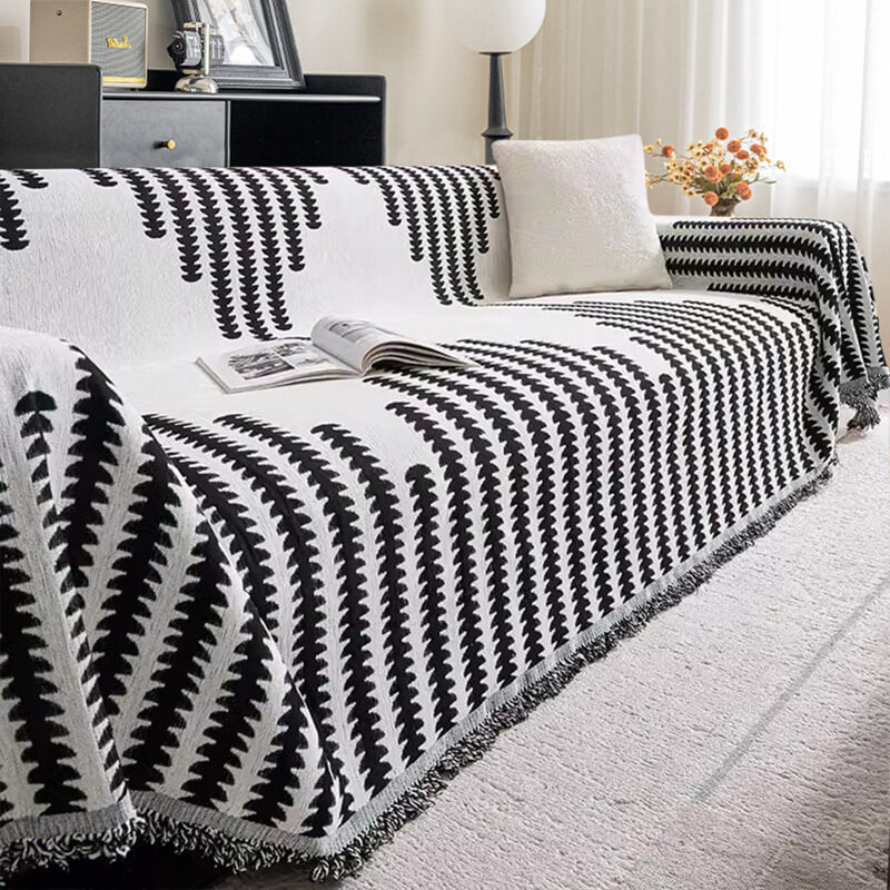 Dobbeltsidet, ridsefast chenille sofabetræk i stilfulde farver for helårs beskyttelse og dekorativ indretning.