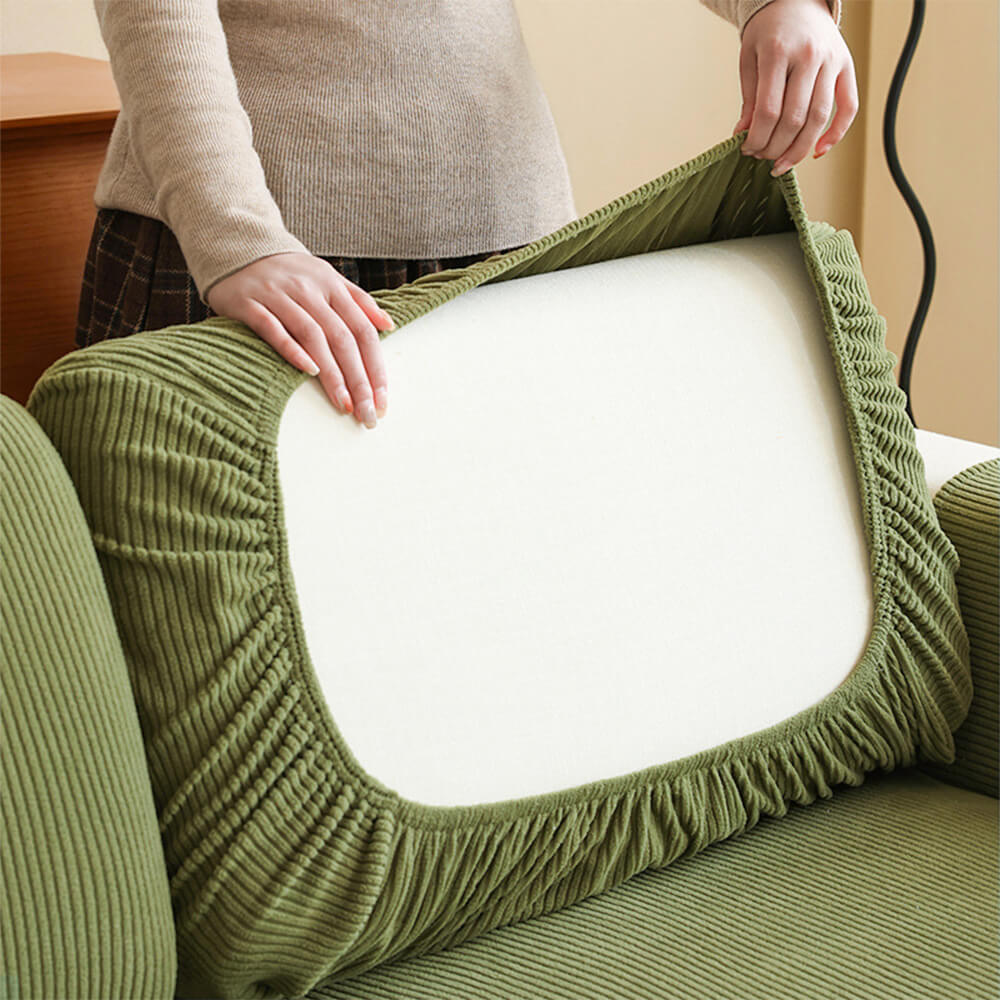 Elastisk fløjls-sofabetræk med elegante lodrette striber, passer til moderne stuer.