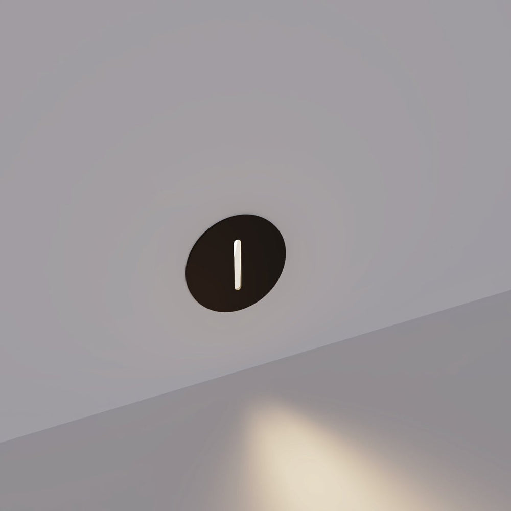 Elegant LED-sensorlampe til trapper, aluminium, moderne form, energibesparende, i funktion ved mørke og bevægelse