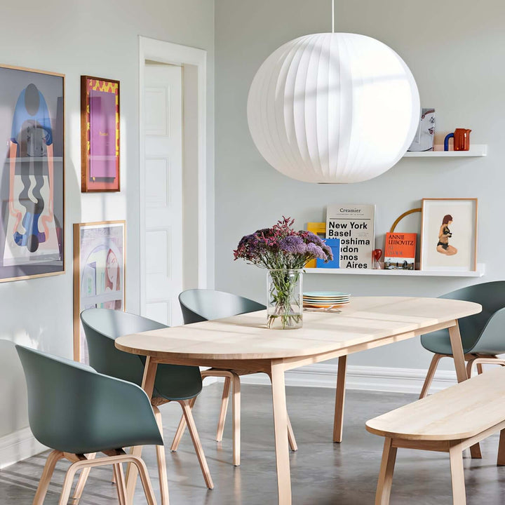 Moderne Hængelampe i Hvid – Silke & Stål