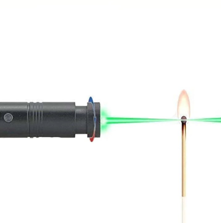 Højtydende grøn laserpointer med robust aluminiumskabinet og ergonomisk design til præcise anvendelser.