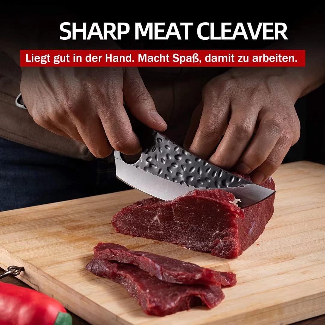 Højkvalitets køkkenkniv med skarpt, rustfrit stålblad og ergonomisk træskaft, ideel for hjemmekokke og professionelle.