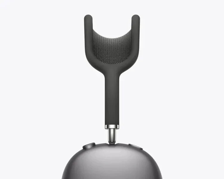 Trådløse over-ear høretelefoner med støjdæmpning og polstrede ørekopper for optimal komfort og lydoplevelse.