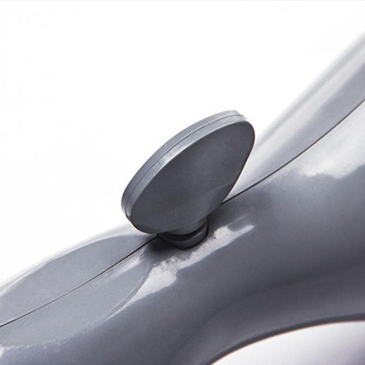 Effektiv BBQ-rengøringsbørste til alle grillriste, ergonomisk og kemikaliefri for stribefri renhed.