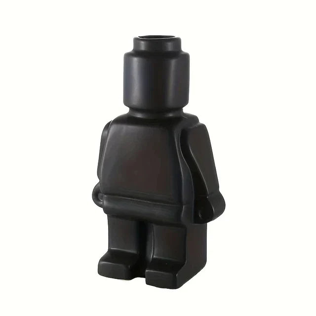 Legolignende keramikvase i moderne design, hvid vase med legende robotlook til stilfuld bolig- og kontorindretning.