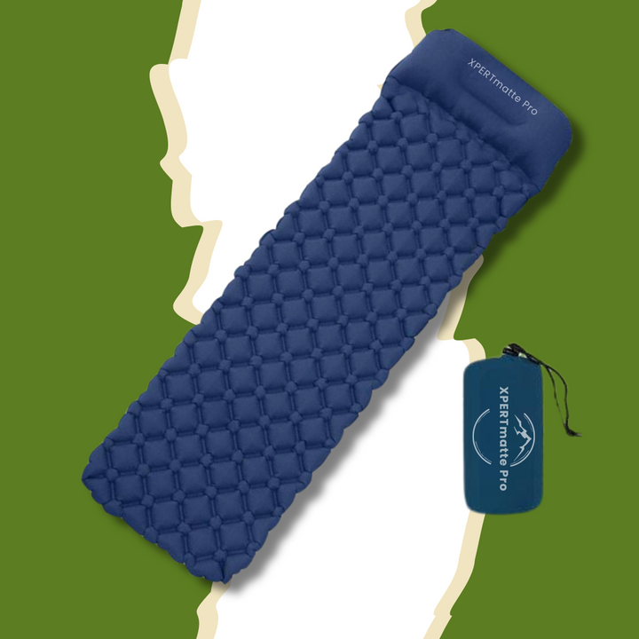 Let oppustelig liggeunderlag i grøn nylon TPU, kompakt foldet, ideelt til camping og vandreture, XPERTmatte Pro.