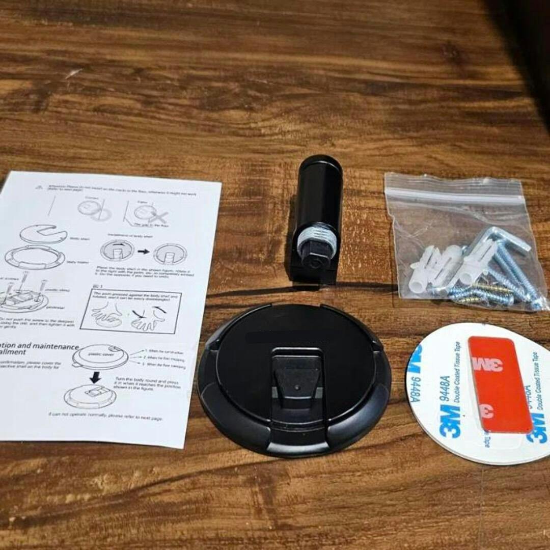 Magnetisk dørstopper uden boring, stærk magnetisk kraft, elegant design, selvklæbende, egnet til indendørs/udendørs brug.