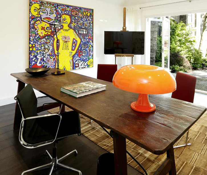 Minimalistisk LED-svampebordlampe med moderne design, varmt lys; ideel til soveværelse og stue