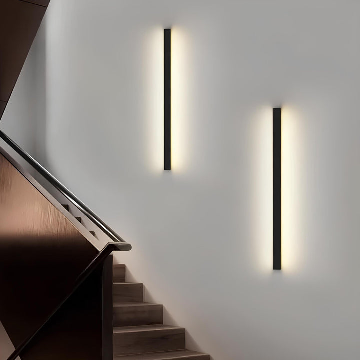 Moderne LED-Wandleuchte mit schlankem, minimalistischem Design aus Aluminium, perfekt für modernes Interior.