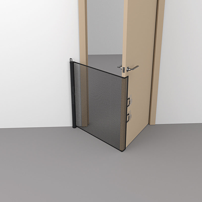 Praktisk sikkerhedsnet til kæledyr som en stabil dørbarriere, der beskytter kæledyr og forhindrer dem i at undslippe gennem døre.