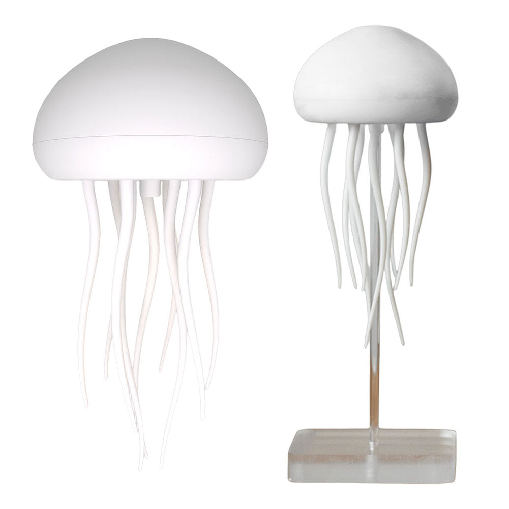 Meduse natlampe med justerbar belysning, blide farver og medusebevægelse, der skaber en afslappende havstemning.