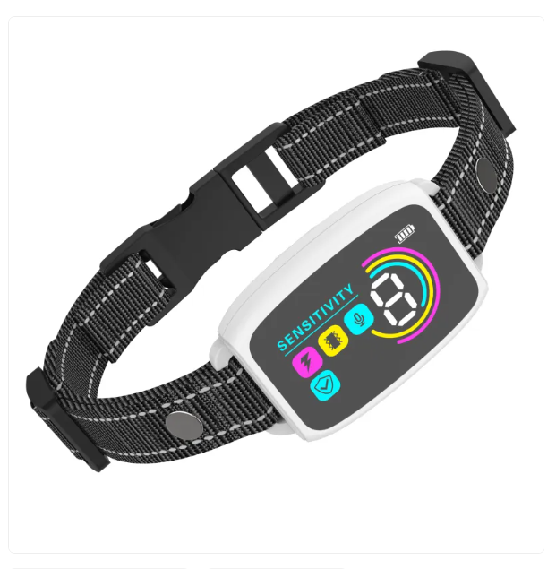 Sort hundetræningshalsbånd med 8 følsomhedsniveauer og stødtilstand til effektiv adfærdstræning.