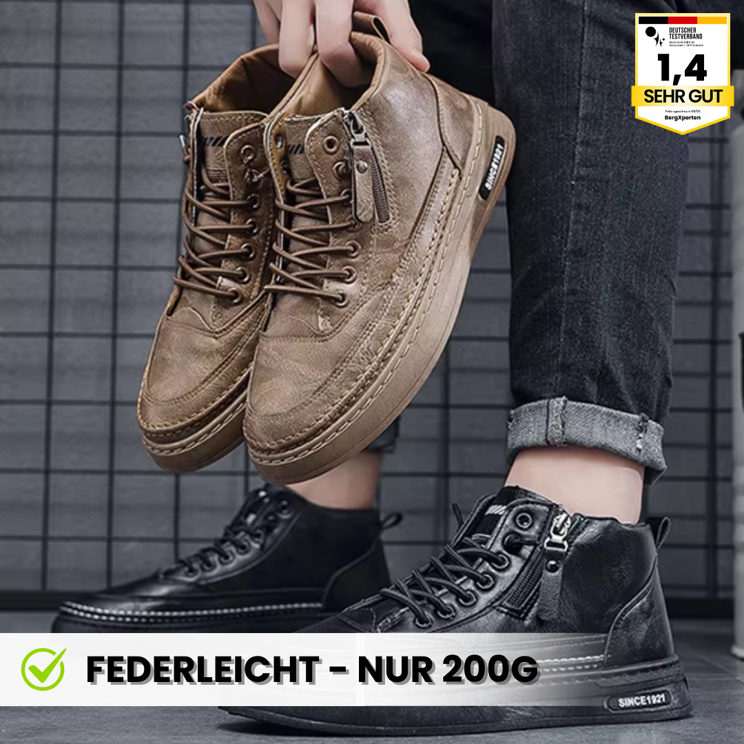 Model iført ArcticTrek Pro-sko udendørs i et vinterlandskab, der demonstrerer dens anvendelighed til koldt vejr.