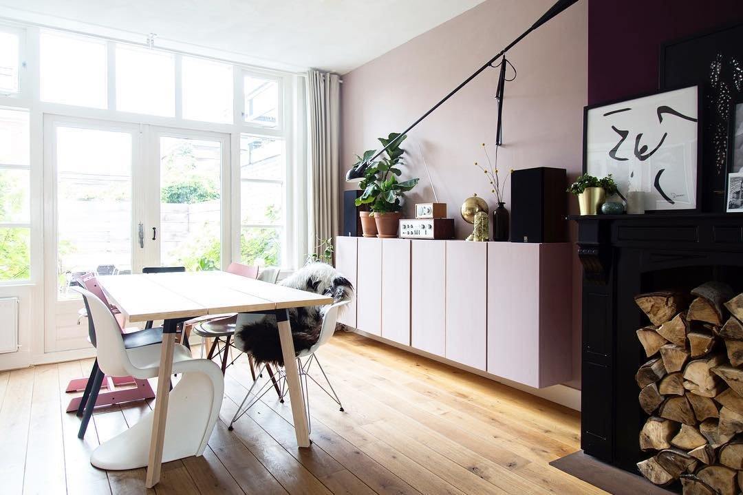 "Verstellbare Wandleuchte 265, industrielle Eleganz, Aluminiumschirm, Metallrahmen, flexible Beleuchtung für Zuhause."